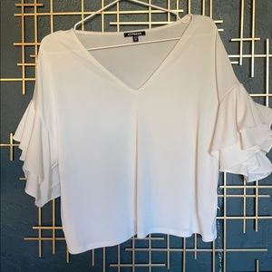 White layered sleeve v neck
